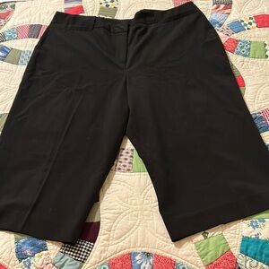 Capris, black, size 16, New Directions